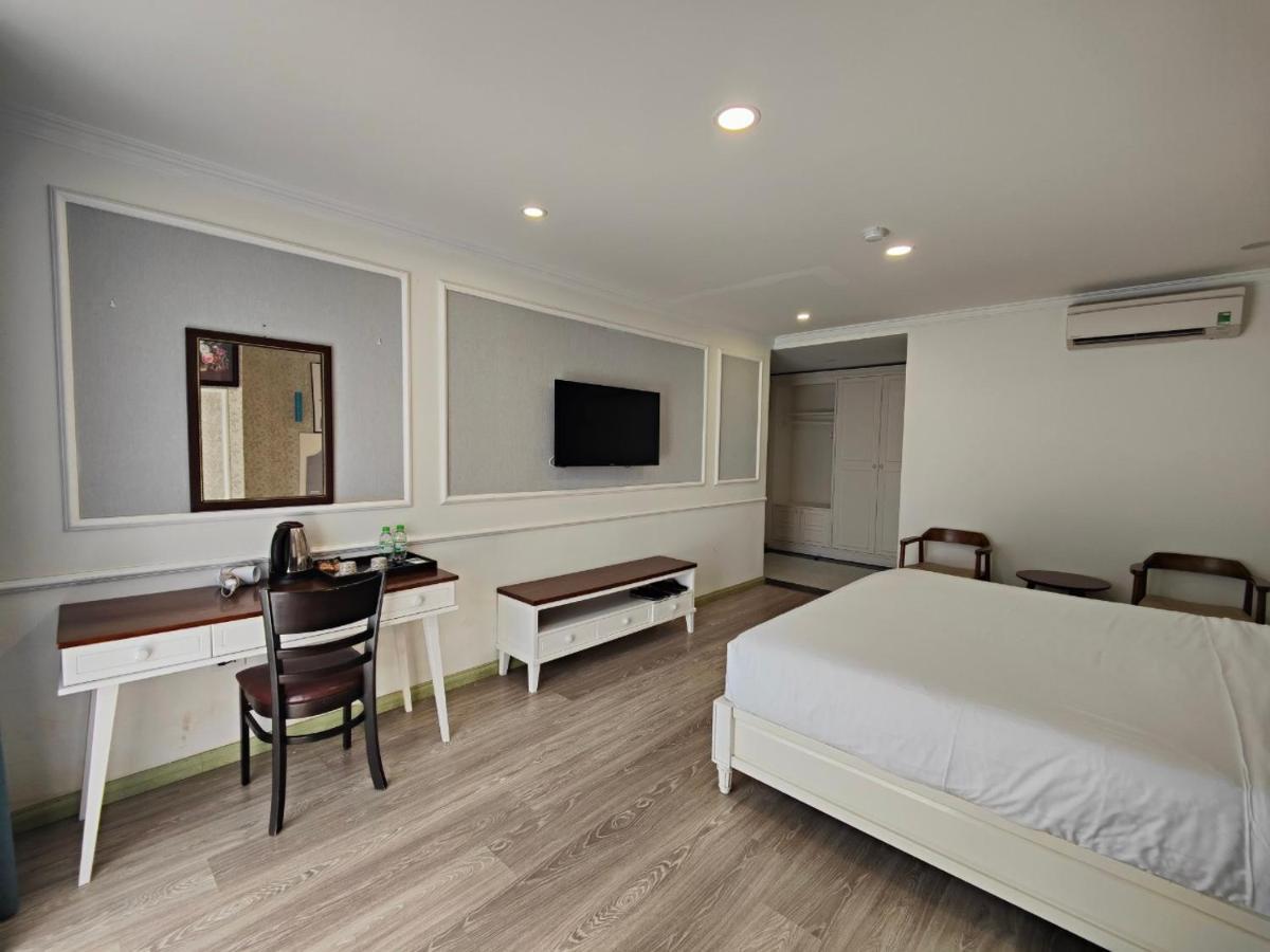 Hotel Grand Sea View &