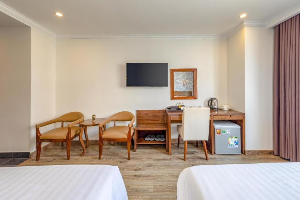 Hotel Grand Sea View & 4*