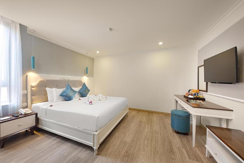 Grand Sea View &