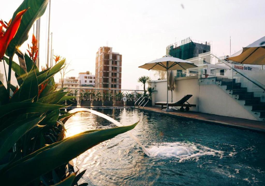 Grand Sea View & 4* Da Nang
